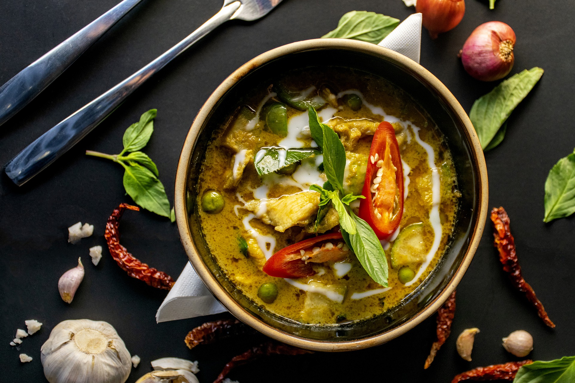 Which foods pair best with Riesling? Thai Green Curry